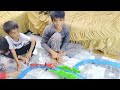 Merry Train Vlog with Brothers (Aaj  hum bhaiyo ne train k sath khela)Taha Brother's Vlogs